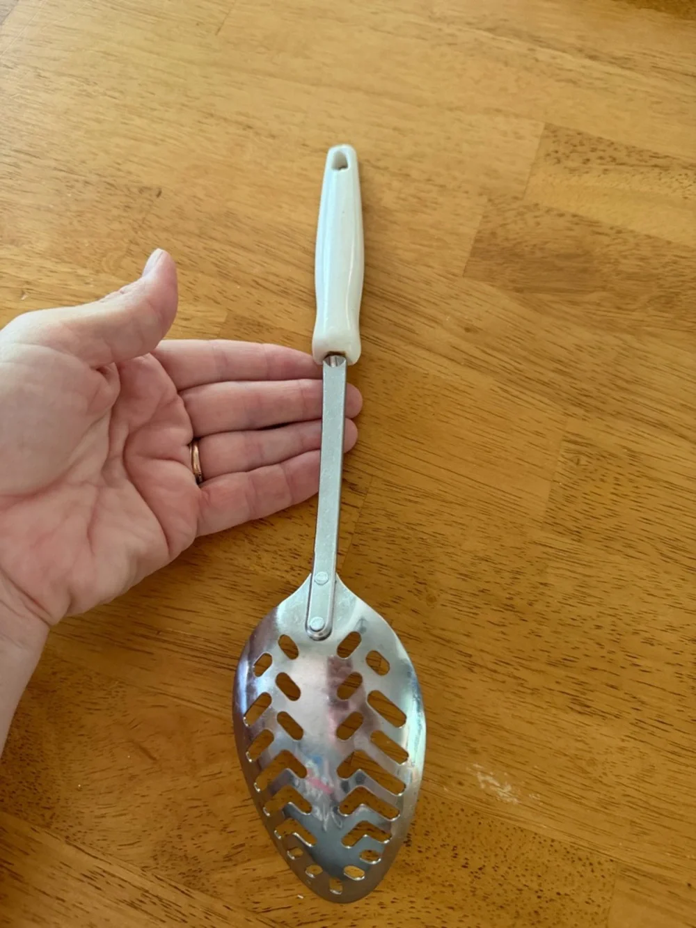 Vintage Stainless Steel Slotted Serving Spoon Floral Handle Retro Kitchen Utensi - Picture 4 of 5